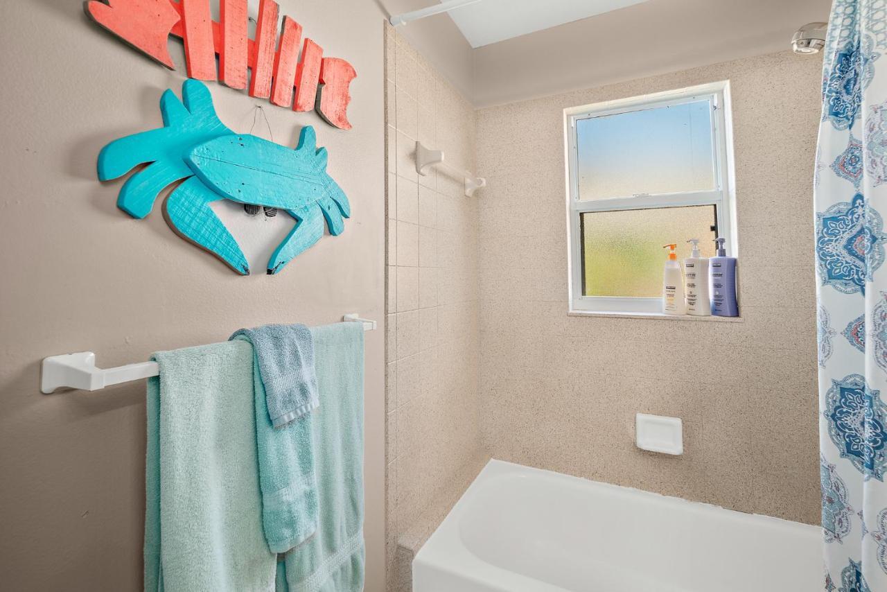 Sunset Serenity - 3Br Beach Townhome With Outdoor Patio - New Hot Tub, Steps To Ocean Fun! Мелбърн Екстериор снимка