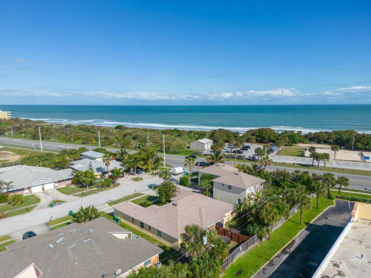 Sunset Serenity - 3Br Beach Townhome With Outdoor Patio - New Hot Tub, Steps To Ocean Fun! Мелбърн Екстериор снимка